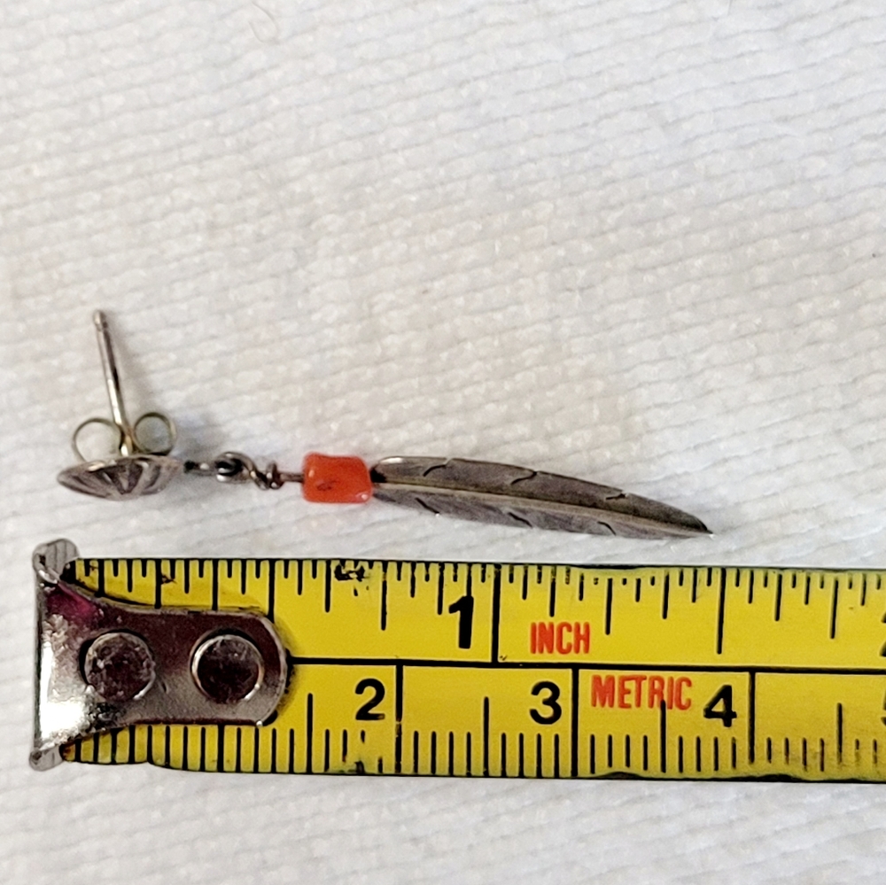 Sterling Silver FEATHER Dangle Earrings w/ orange coral? bead marked DF 925 - Picture 5 of 9